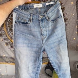 | Pacsun Mom Jeans | Lightwash Stripe |